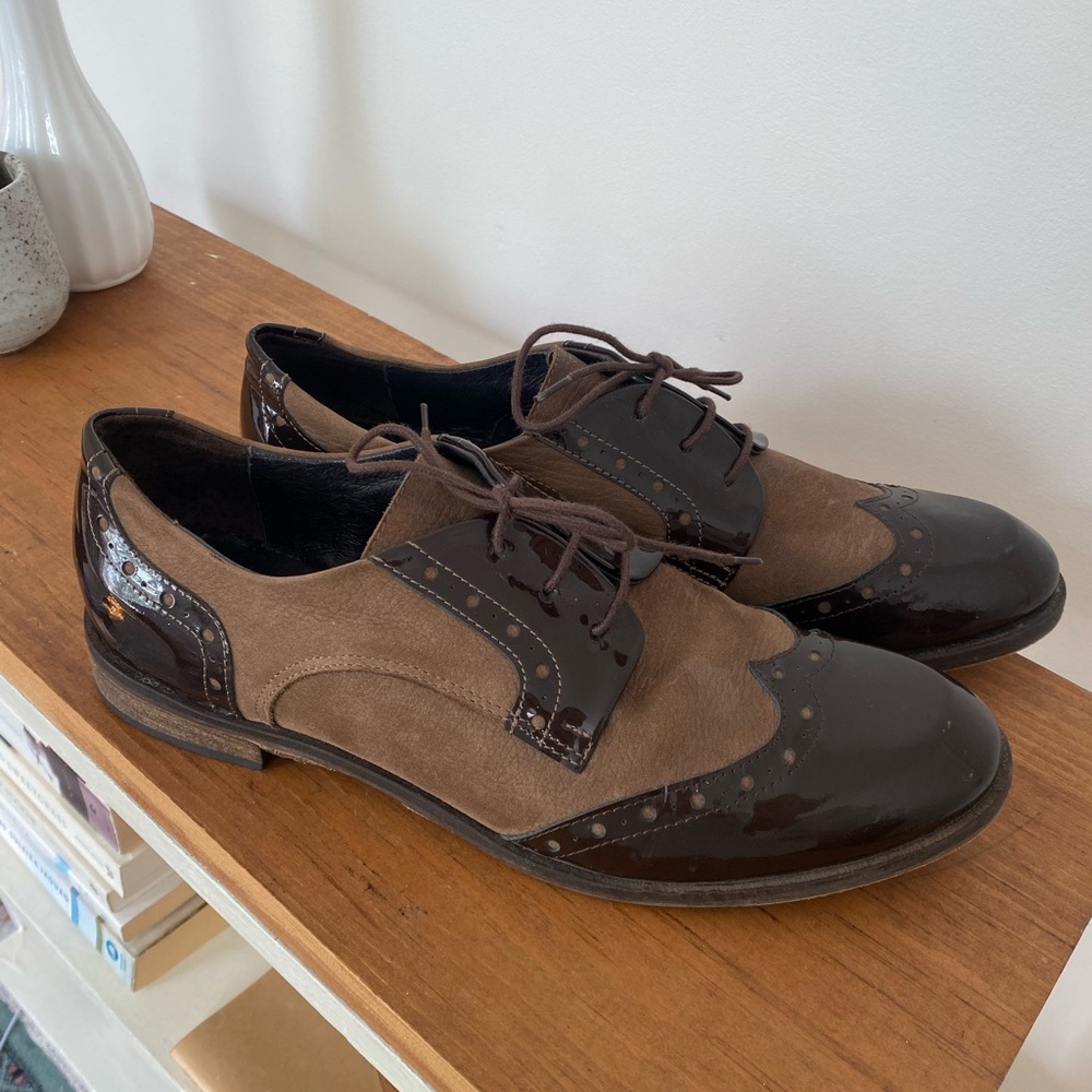 Patent leather and suede Oxford made in Italy